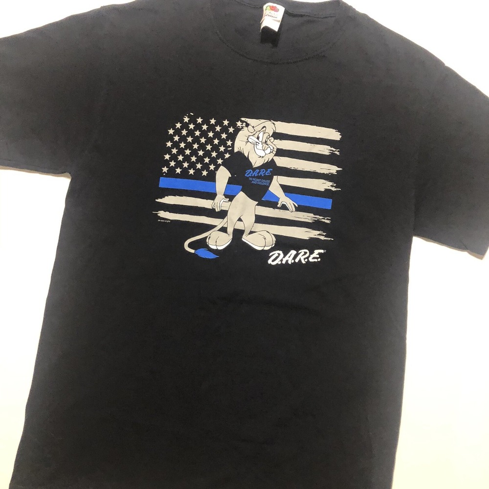 DARE To Resist Drugs And Violence T Shirt Lion Police Flag USA Cotton Size M - Picture 2 of 8